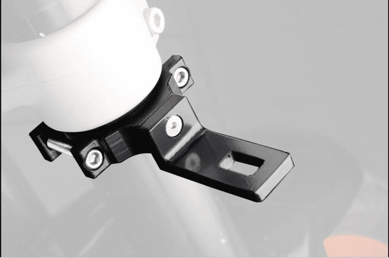 OYA CLAMPS AUX LED LIGHTS - FORK TUBES (PAIR) OYA CLAMPS AUX LED LIGHTS - FORK TUBES (PAIR)